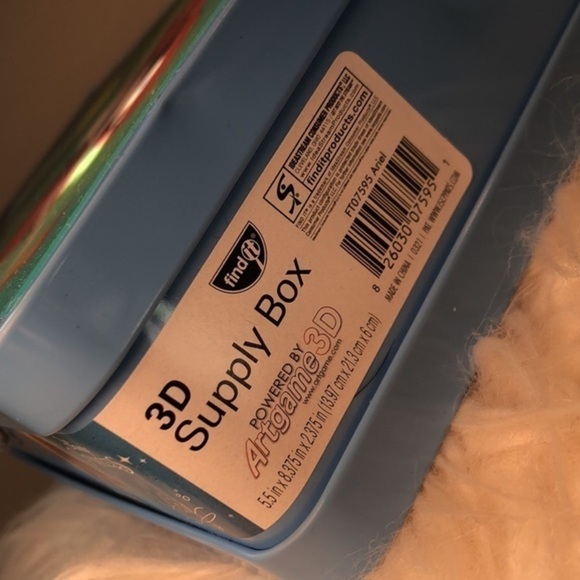 DISNEY | Disney Ariel 3D Hologram Supply Box Tin + Latch Close - Picture 4 of 7